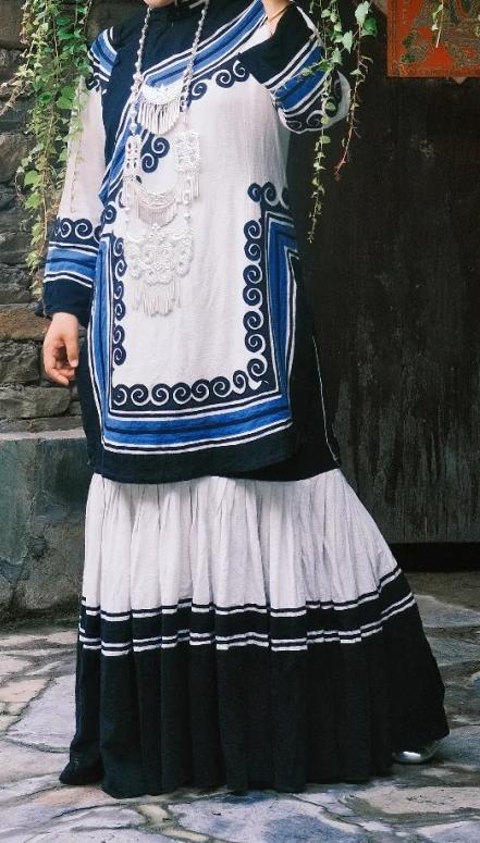 特大号大黑吊狂操日本美女
